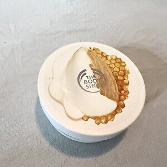The Body Shop Almond Milk & Honey Soothing and Restoring Body Butter. 6.9oz - Picture 3 of 4